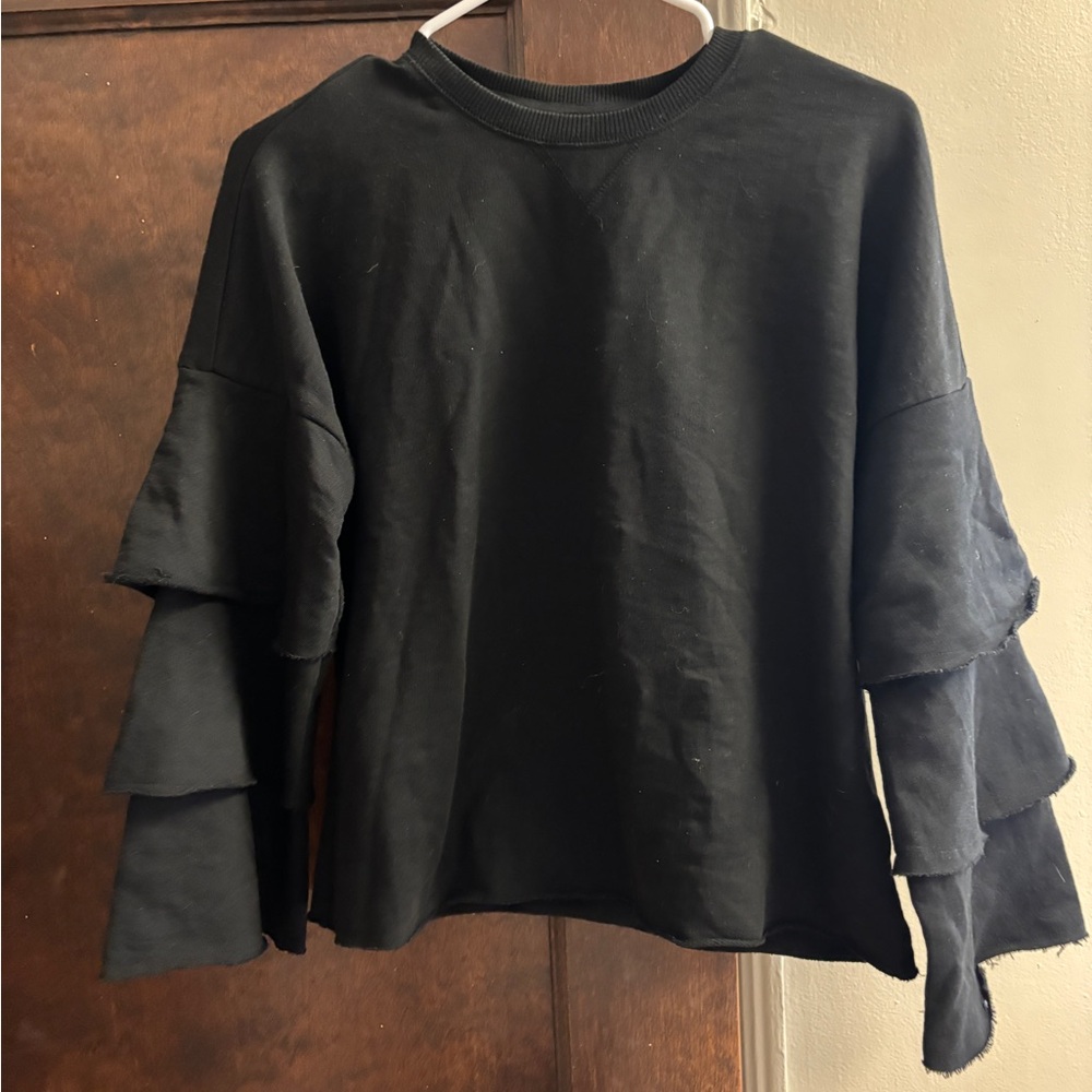 Juicy Couture long sleeve ruffle top